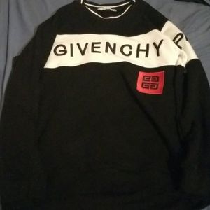 Givenchy Paris 4G embroddied sweater